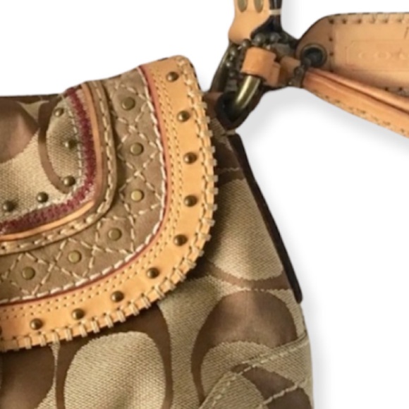 Coach handbag purse in signature C - Picture 4 of 10